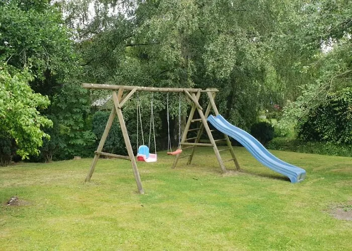 Деревянный коттедж Stadtrand Wilhelmshaven Шортенс