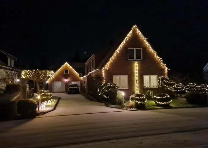 Stadtrand Wilhelmshaven Деревянный коттедж